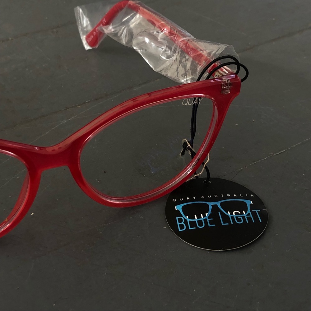 ♥️QUAY glasses♥️ - Picture 2 of 2